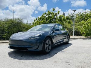 Tesla model 3