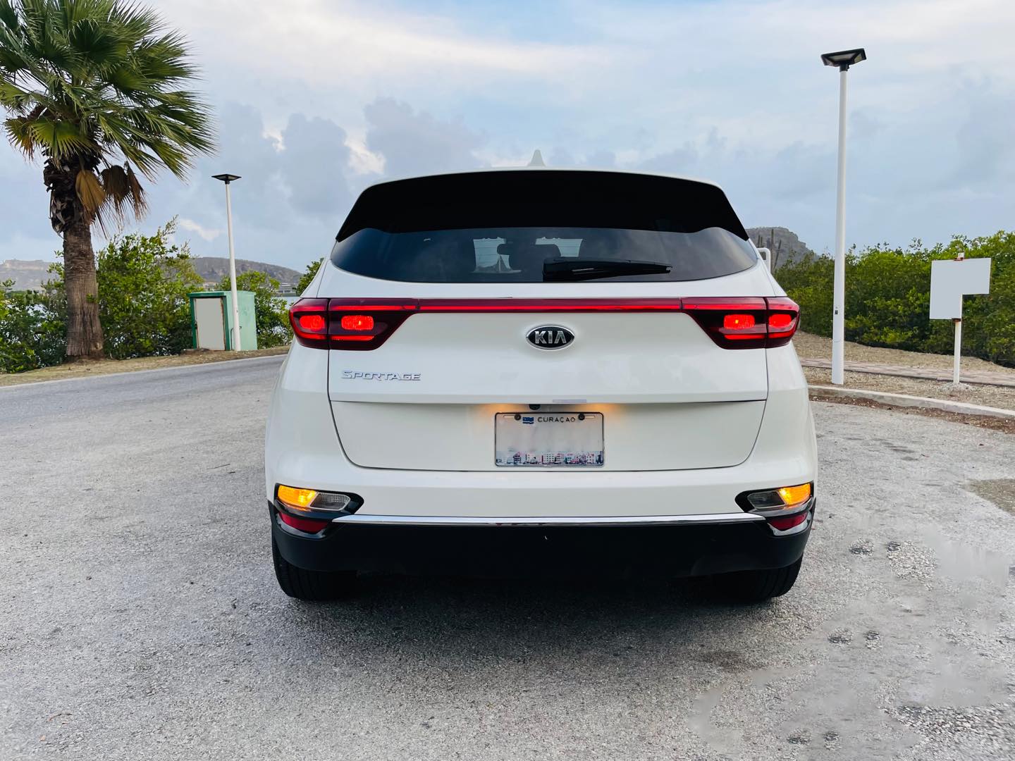 
								Kia Sportage full									