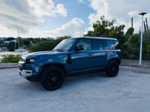 Land Rover Defender 110 P300